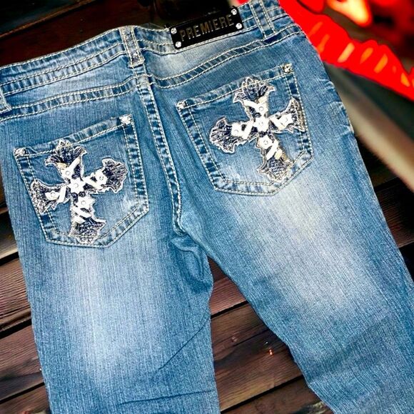 Rue21 Jeans Bootcut Premiere Embellished Cross 5 Pocket Distressed Denim 7/8 Y2K - Picture 2 of 16
